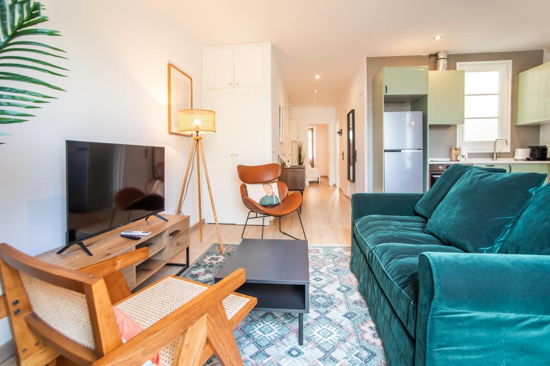 22crc1039 - Exquisite Near The Center Barcelona