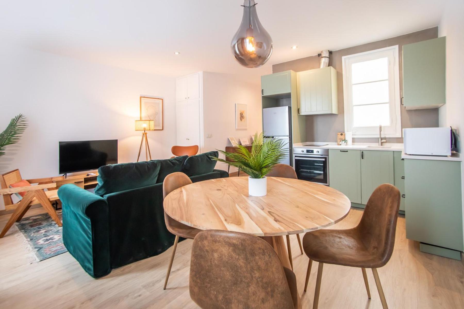 22crc1039 - Exquisite Near The Center Apartamento